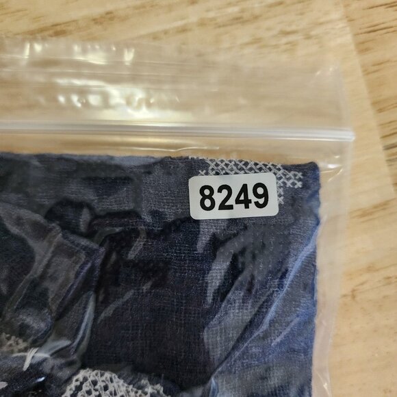 Hazel Women's Long Balloon Sleeve Tie V Neck Oversized Top Embroidered Blue Sz M - Picture 15 of 15